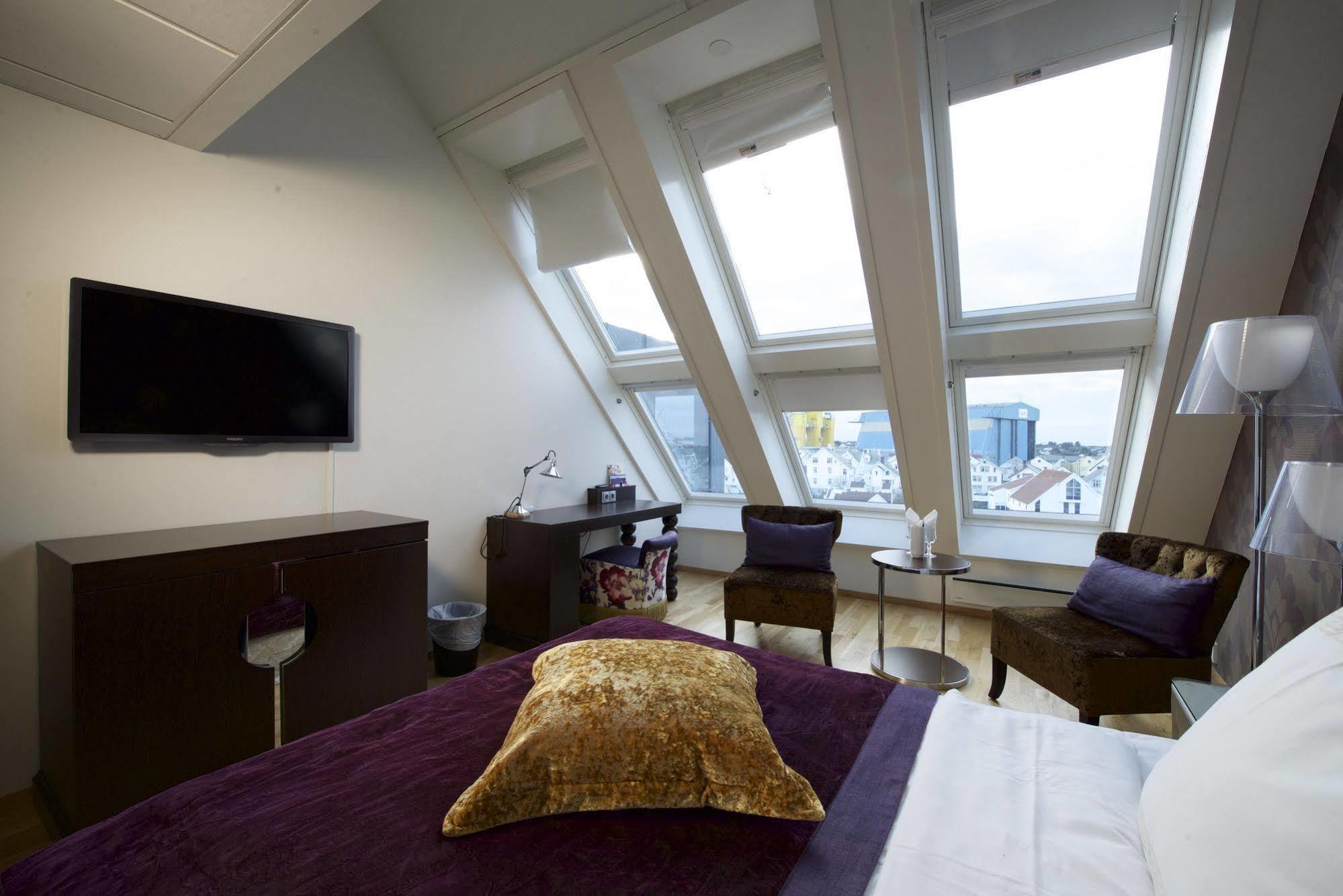 Home Hotel Amanda Haugesund Buitenkant foto